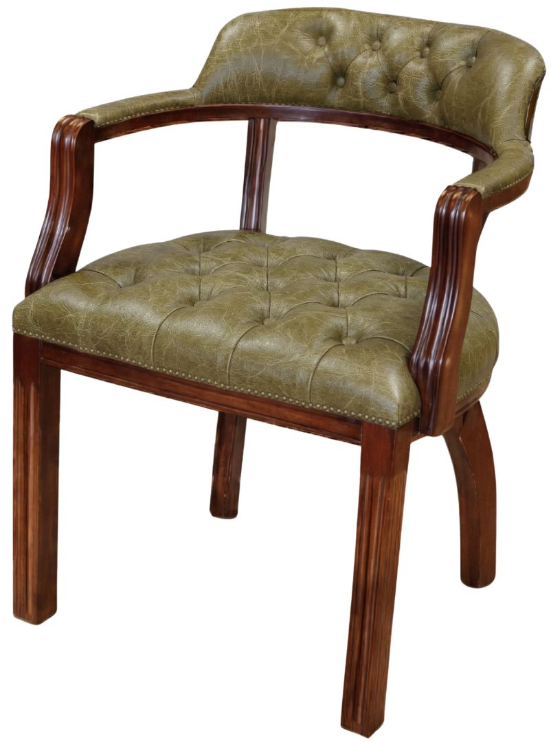The Court Chair Stand